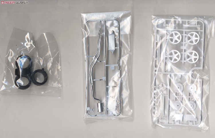 Tamiya 24341 1/24 Skyline GT-R - Model Kit Revell 评论和价格