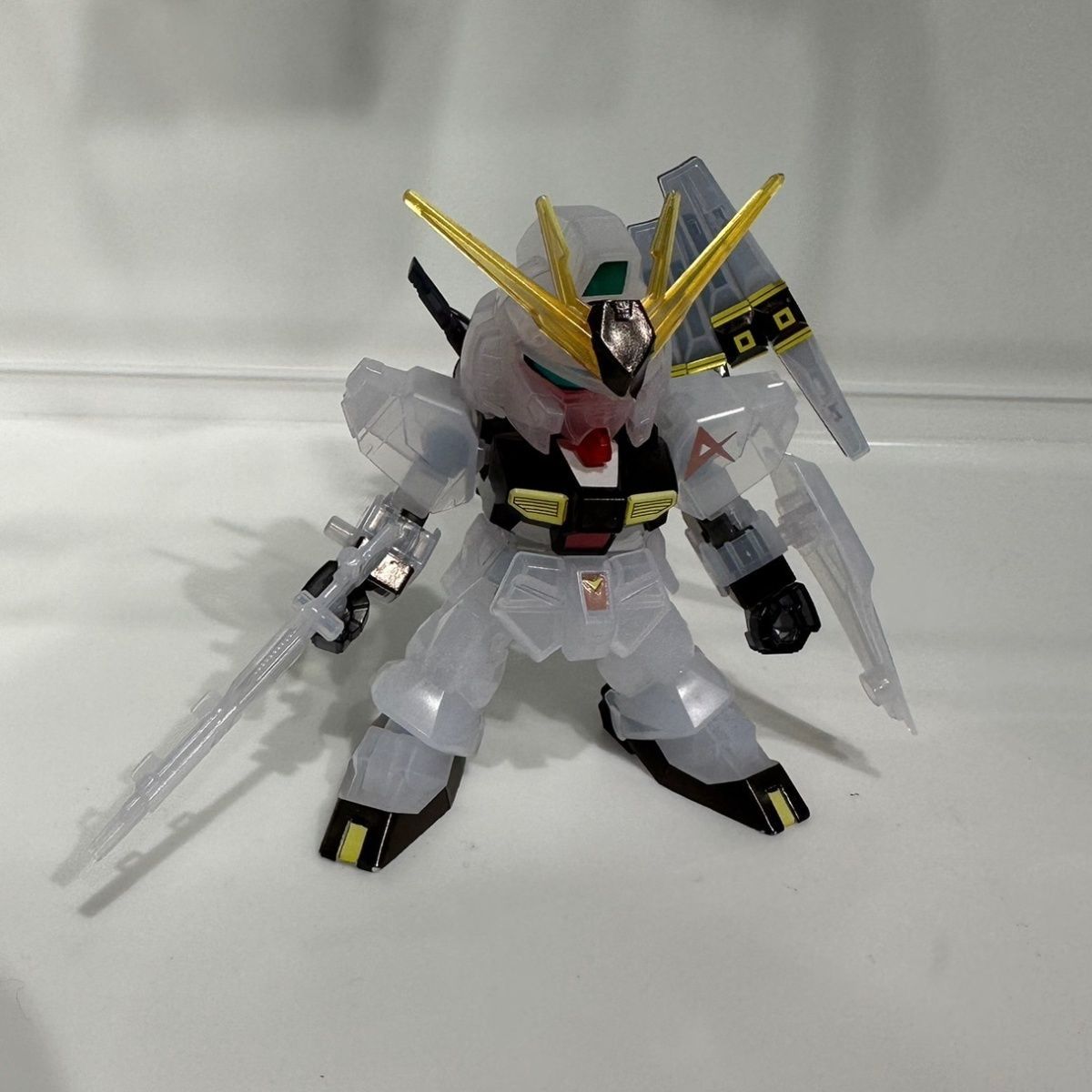 Bandai BB Warrior SD Nu Gundam - Model Kit Vs Action Figure 评论和价格