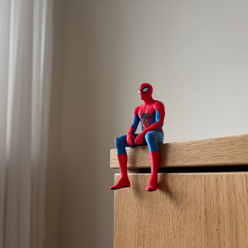 Spider Man Deadpool Sitting Po - Model Kit Deadpool 评论和价格
