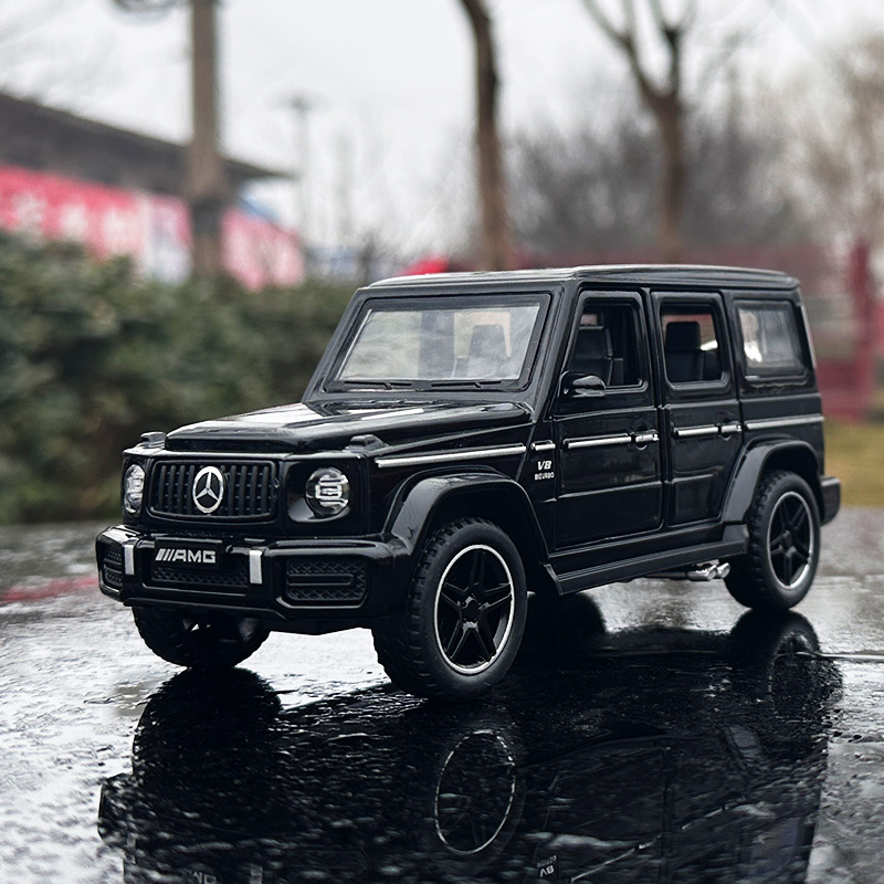 1:32 Benz G63 SUV Alloy Model  - Model Kit Porsche 911 评论和价格