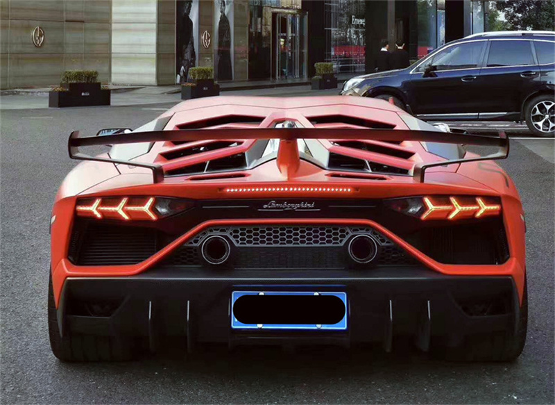 New Half Carbon Fiber Rear Bum - Model Kit Lamborghini 评论和价格